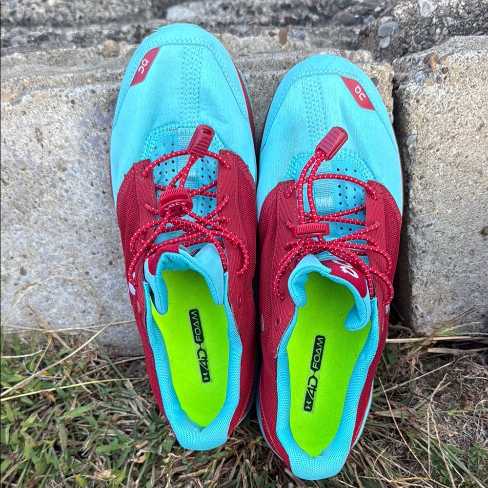 On Cloud Women’s Running Shoes